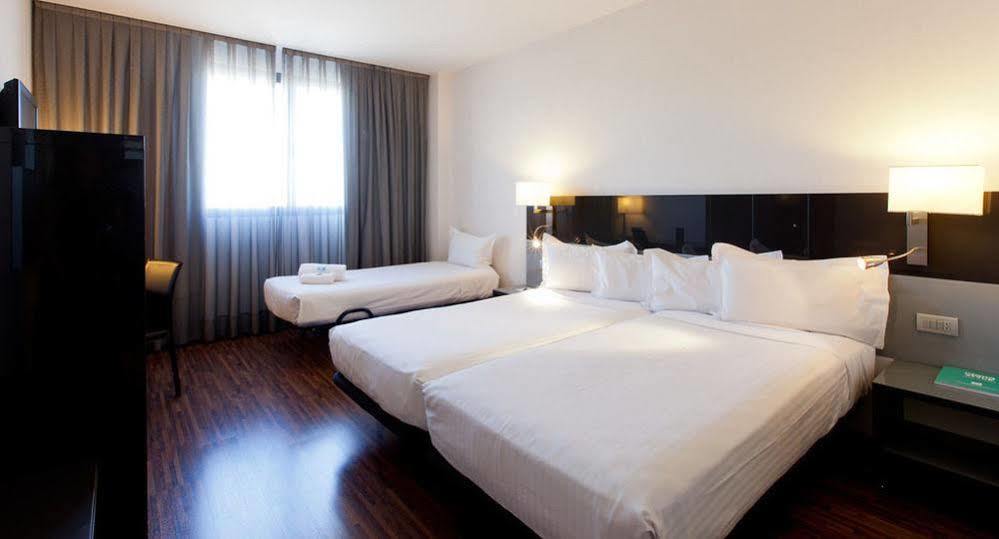 Hotel Ciudad de Móstoles Exterior foto